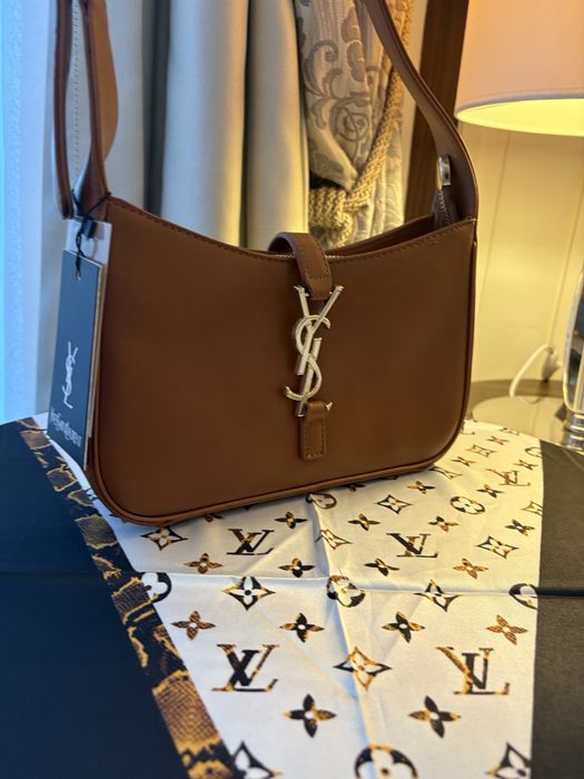 Чанта Saint Laurent