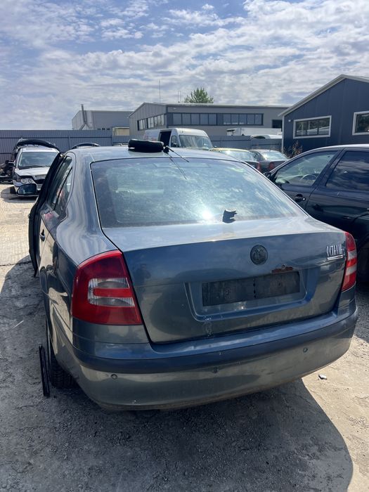 Vand bara fata capota haion cutie de viteza motor 1.9 skoda octavia 2