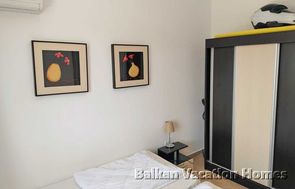 Продава се Тристаен апартамент в Бяла - 108 кв.м за 843 €/кв.м - Снимка #10