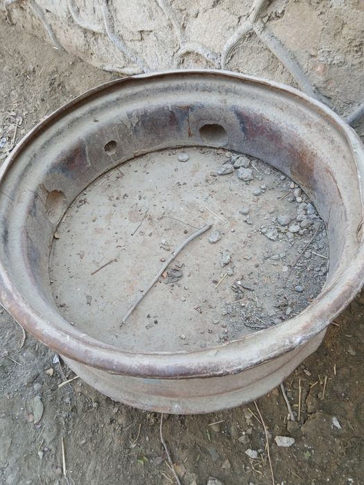 Mollar uchun oxir sotiladi