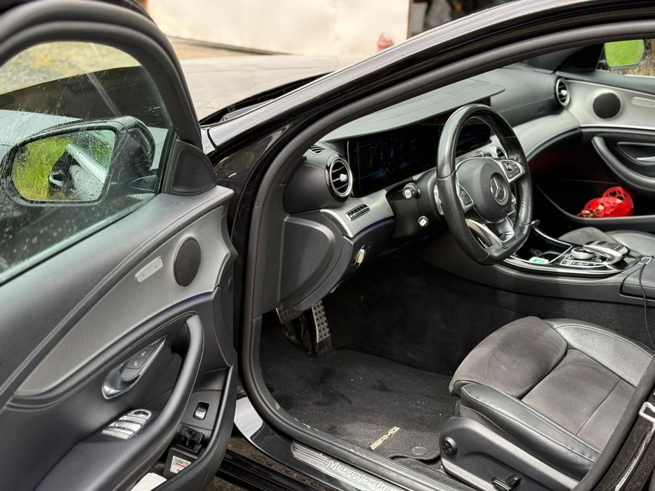 Mercedes E-klasse 220d AMG - an 2018