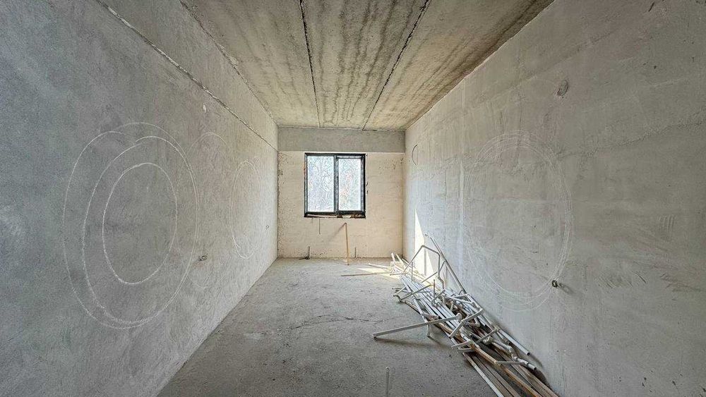 Шахар маркази 2-мактаб 4 қаватда 2 хонали квартира сотилади.ID: 1482