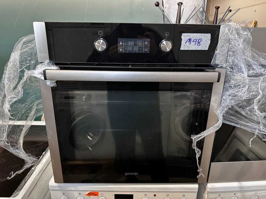 Фурна за вграждане Gorenje – инокс и черно стъкло,  (М48)