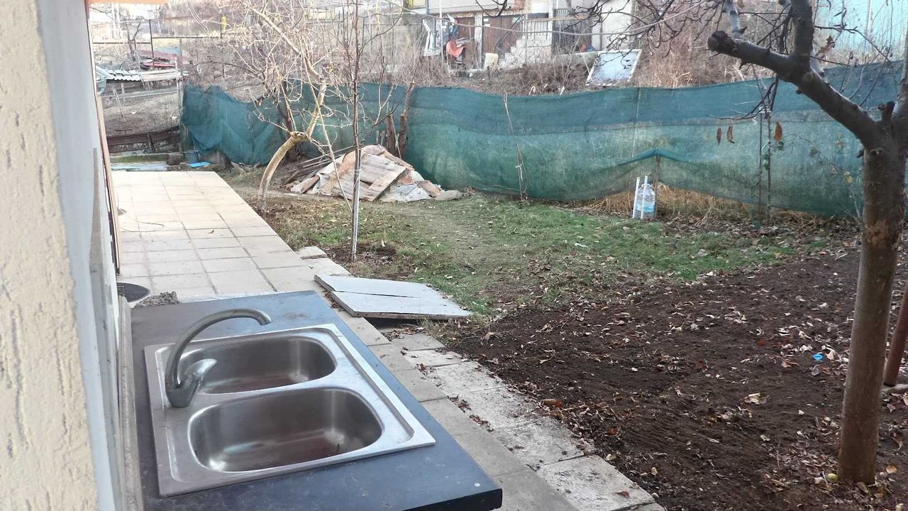 Дава се под наем Къща в с. Лозен, Област София-град - 55 кв.м за 280.5 € - Снимка #10