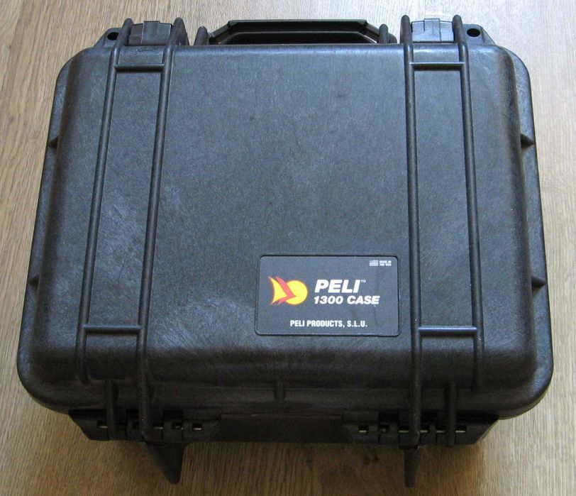 PELICAN ударопрочный кейс Peli Case 1300 made in USA
