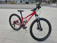 Vând Specialized rockhopper 26 (2021)