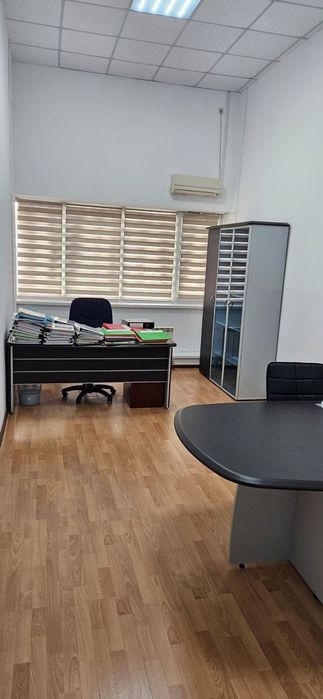 Продается стол шкаф