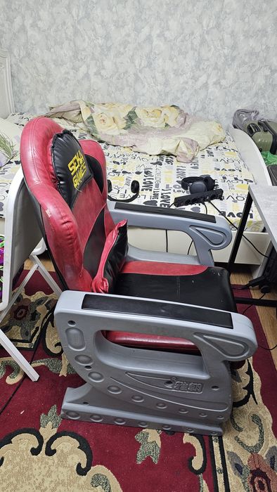 Продаётся кресло игровое