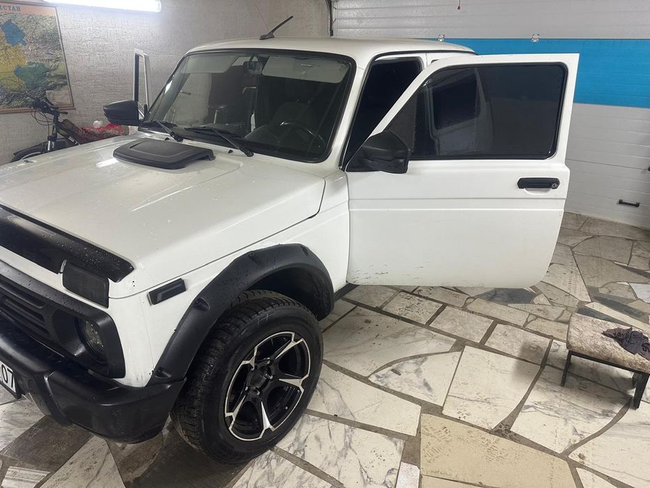 Продам ниву урбан