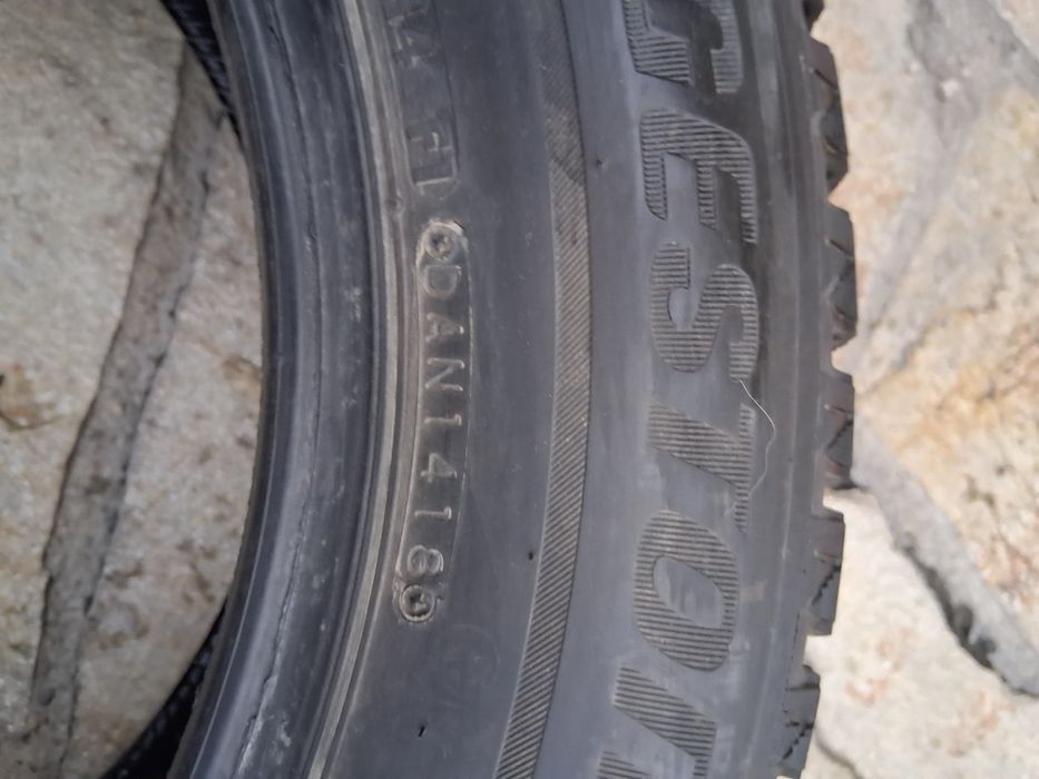 215 60 16 Bridgestone и Dunlop