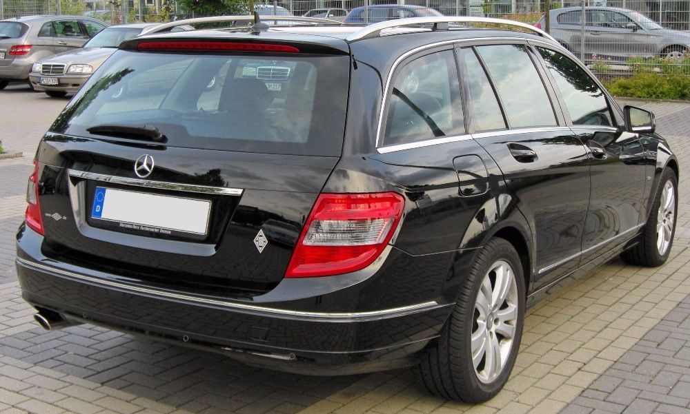 Mercedes Benz С 220 след 2010 НА ЧАСТИ