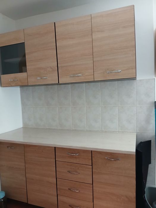 Vand Mobila de bucatarie