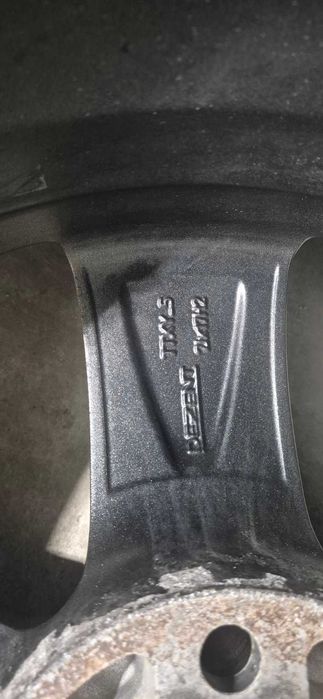 Джанти DEZENT 5х112 и гуми Dunlop Winter Sport 5 225/55R17