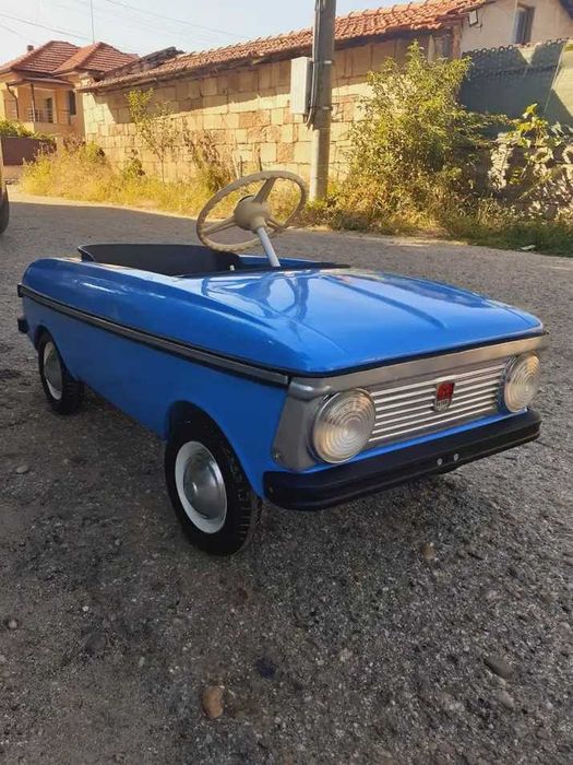 Детска кола Москвич