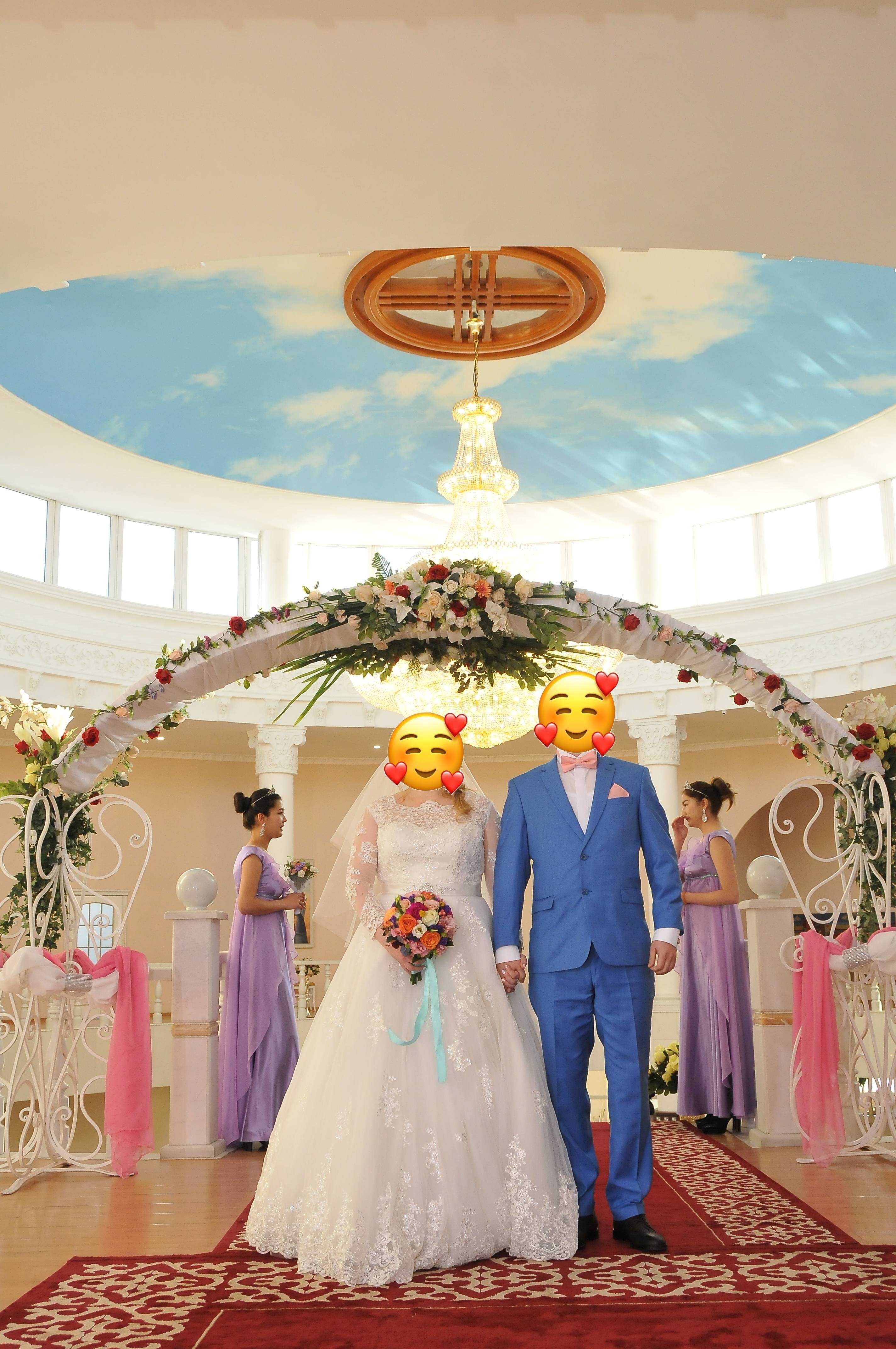 Продается счастливое свадебное платье А-силуэта (48-50) L-XL