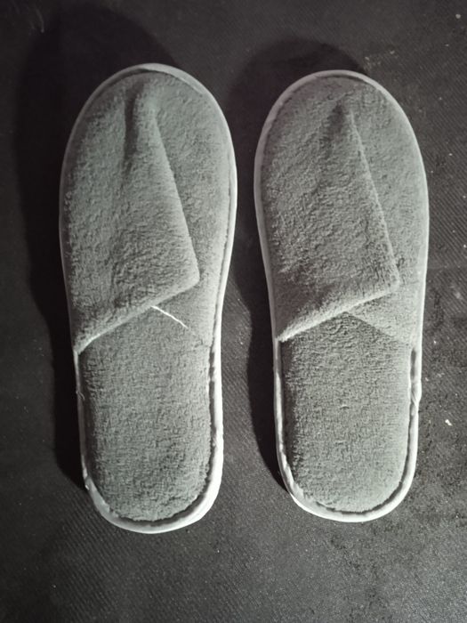 Домашние женские тапочки.