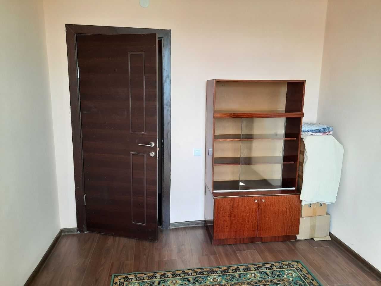 Arzon kvartira 3 xonali Yangixayot 136385