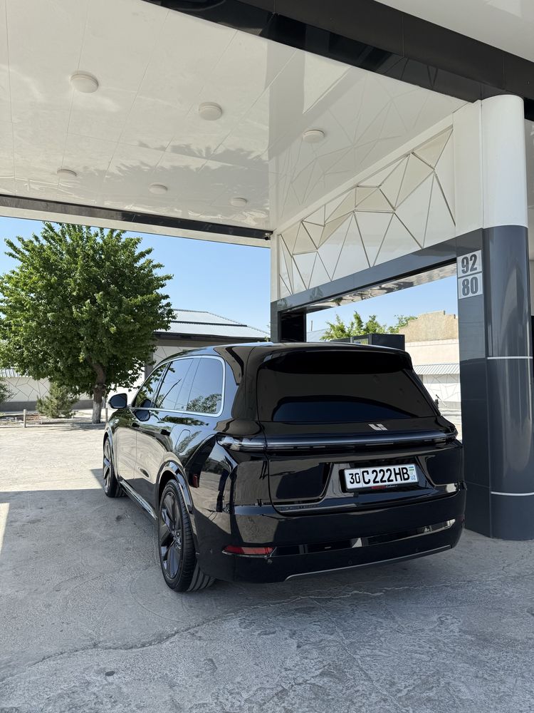Lixiang Li 9 Max