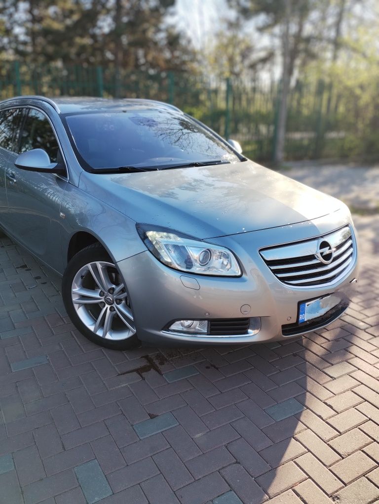 Opel Insignia 2.0 131 cp 2011