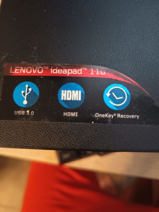 Laptop Lenovo IdeaPad rezolutie full hd
