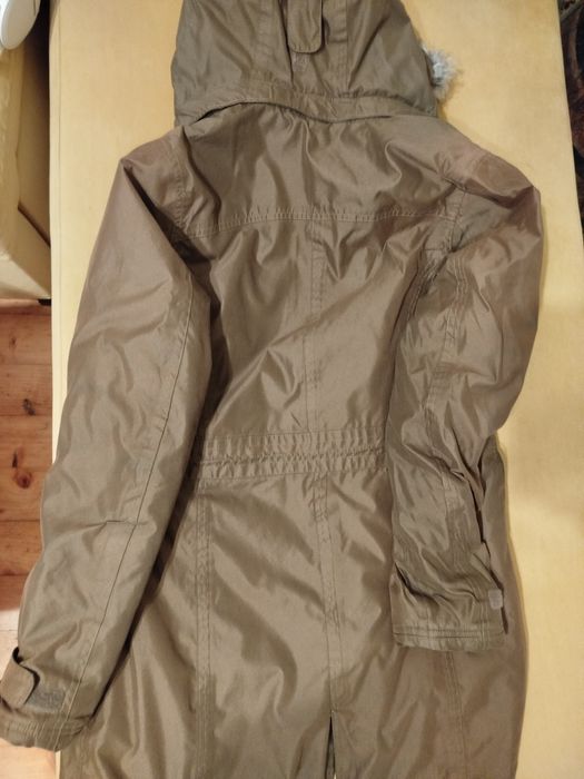 Дамско зимно яке парка Gelert с качулка