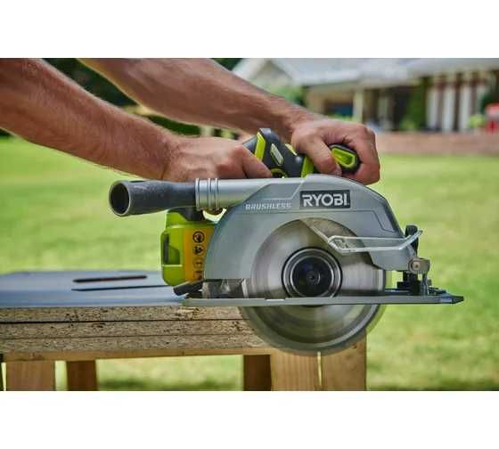 Пила дисковая бесщеточная аккумуляторная Ryobi R18CS7-0 ONE+