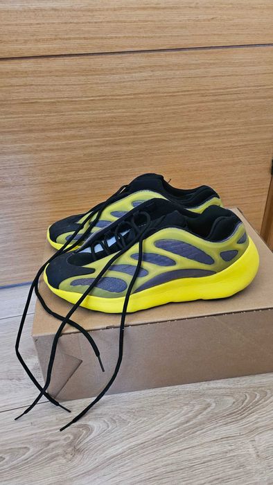 Маратонки adidas