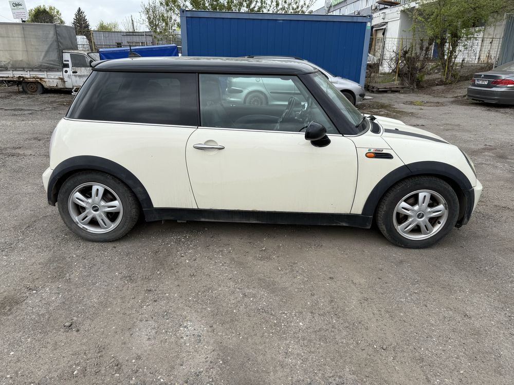 Vând Mini cooper