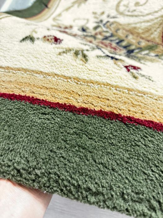 Ковёр в отличном состоянии