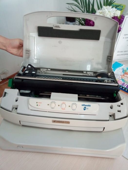 Продам матричный принтер Olivetti