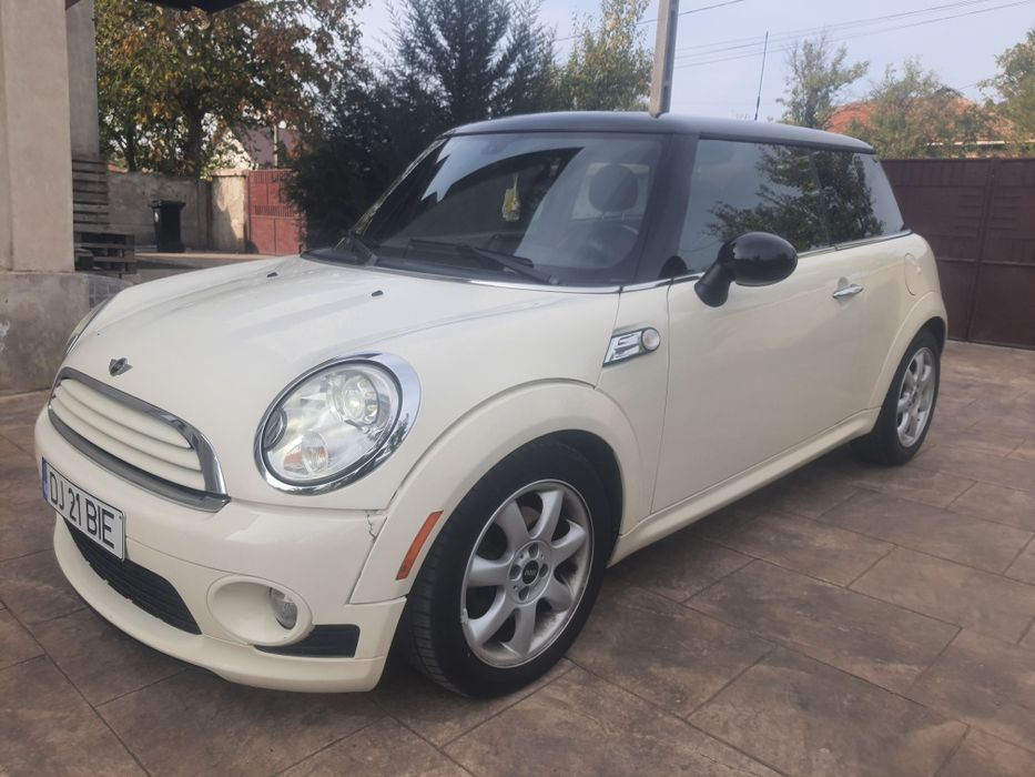 Mini Cooper,benzina 1.6, cutie automată