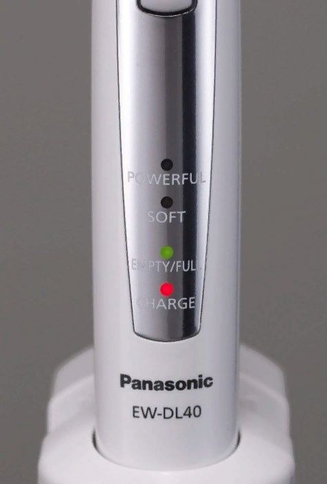 Электрическая зубная щётка Panasonic