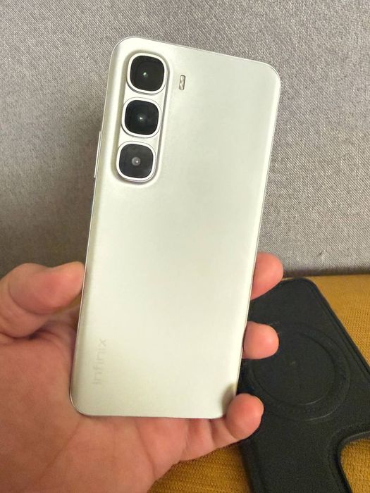 Infinix hot 60 pro plus 8/256