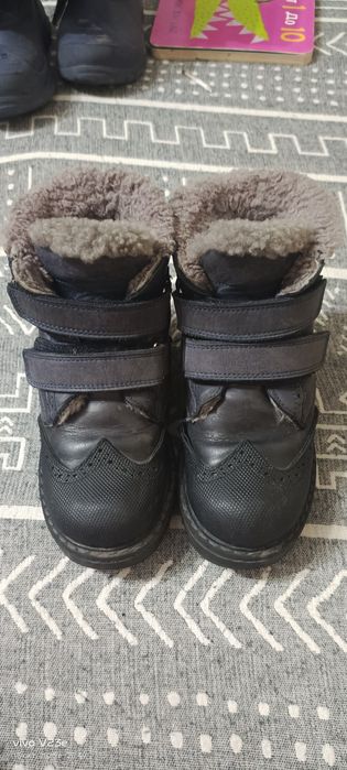 Продам ботинки детские зимние