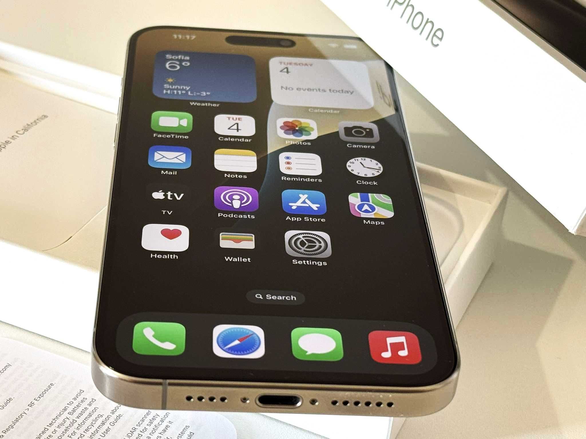 Перфектен! Бартер! Гаранция! iPhone 15 Pro Max Natural Titanium