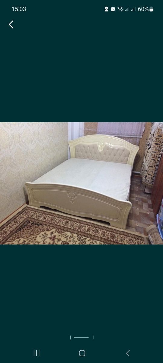 Продам двуспальную кровать