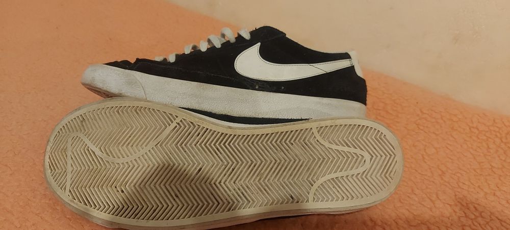 Гуменки NIKE номер 43