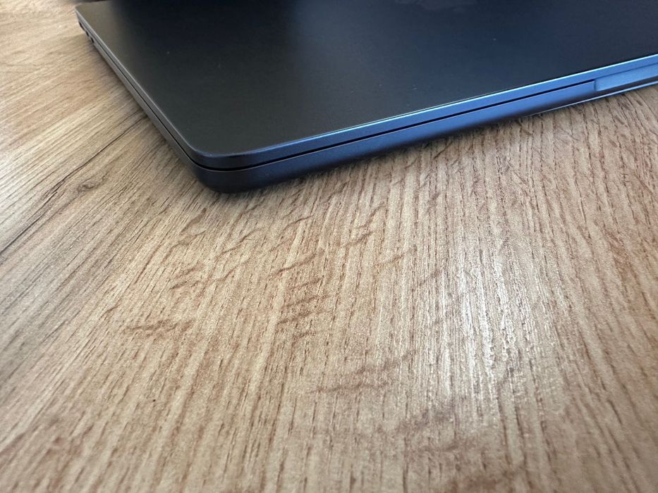 MacBook Air 13" M4 Chip 10-CPU, 8-GPU, 16RAM, 256SSD ГАРАНЦИЯ 23.4.26г