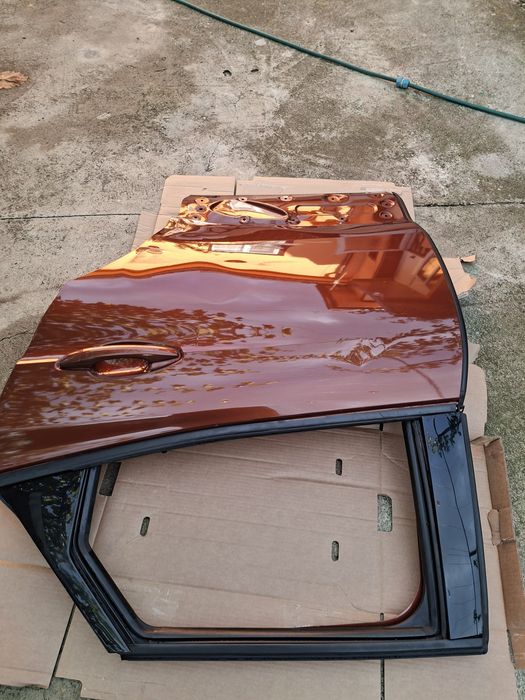 Vand usa stanga spate Peugeot 3008