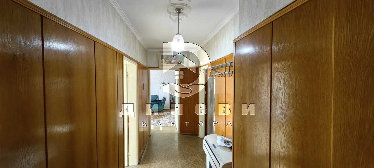 Продава се Тристаен апартамент в Стара Загора, Център - 83 кв.м за 1007 €/кв.м - Снимка #11