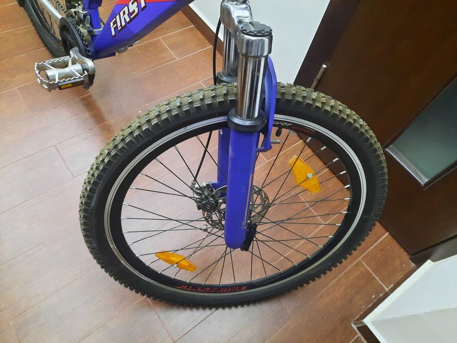 Vând bicicletă - First Bike Sonix Aluminiu – stare bună