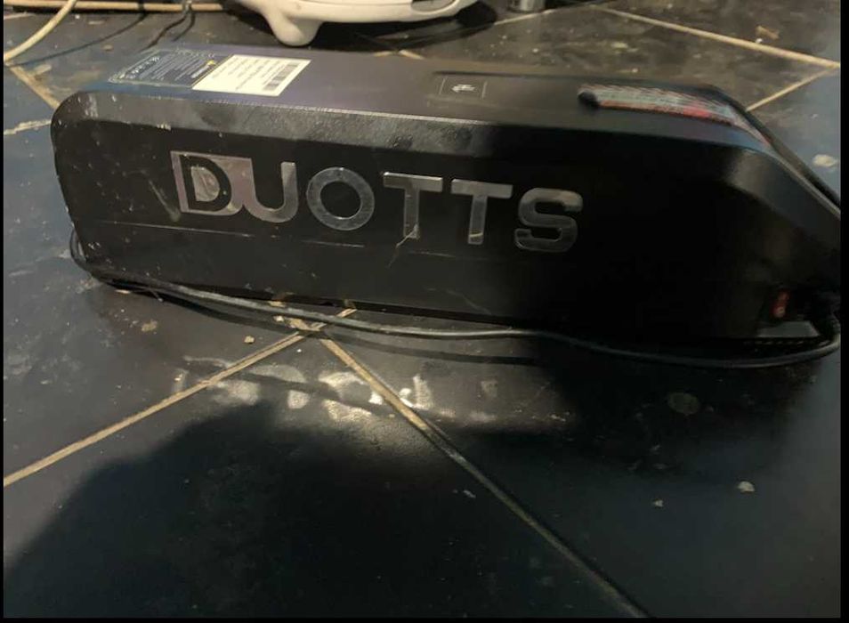 Baterie 48V pentru bicicletă electrică DUOTTS – nefolosită, stare nouă
