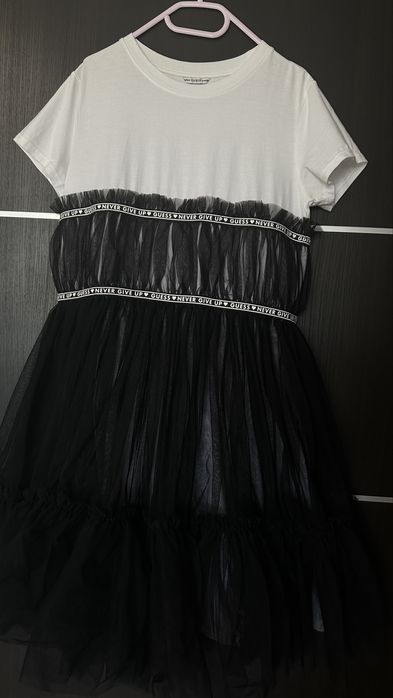 Рокля Guess за момиче