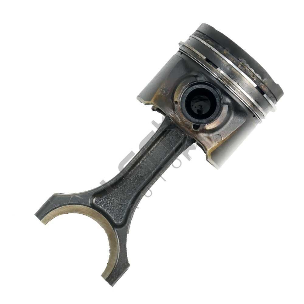 Бутало Mercedes-Benz C-Class 204 (W/S/C) 2007-2014 ID: 144662