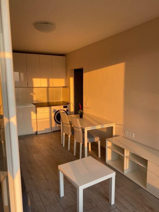 Дава се под наем Двустаен апартамент в София, Връбница 1 - 48 кв.м за 560 € - Снимка #1