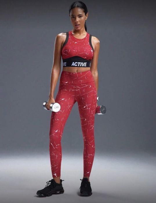 Дамски спортен сет