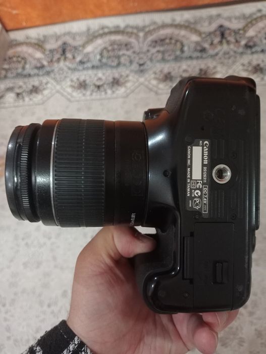 Canon 600d hali yangi
