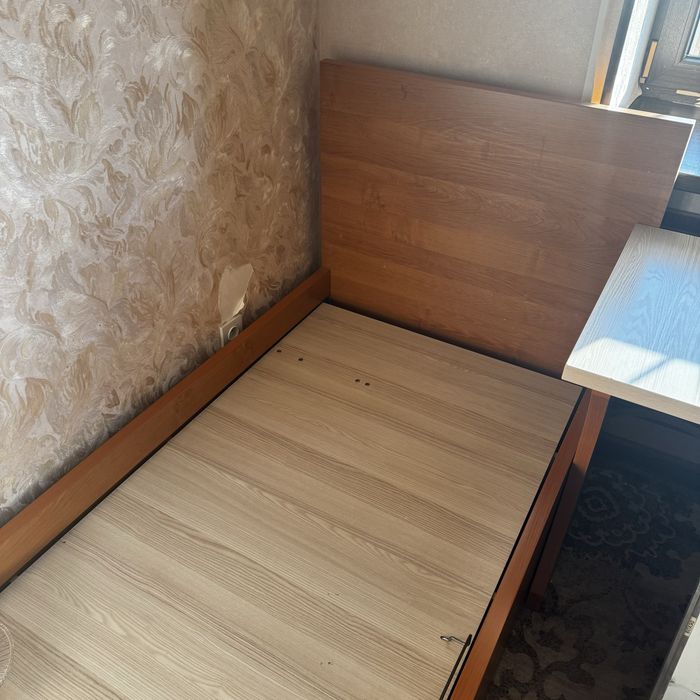 Детская мебель , кровать и парта