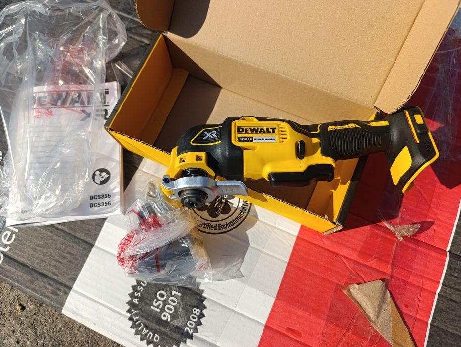 Акумулаторен мултифункционален инструмент Девалт / DeWALT