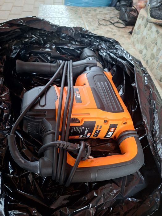 Ciocan Rotopercutor Profesional